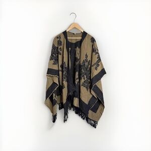 Accessory Street Tan/Black Acrylic Poncho Cape Sweater Cardigan Wrap Shawl